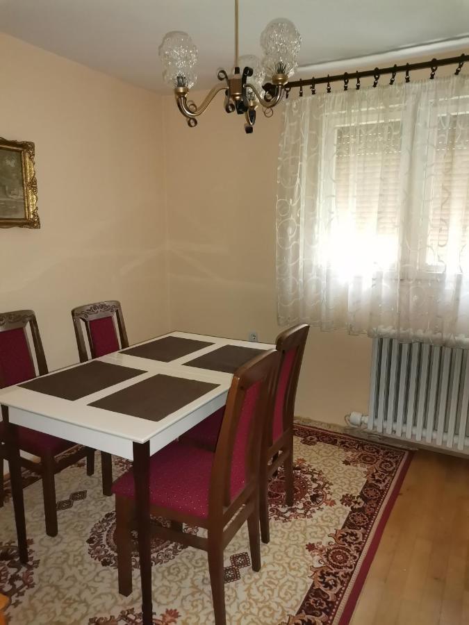 Kelizual Apartamento Gornji Milanovac Exterior foto