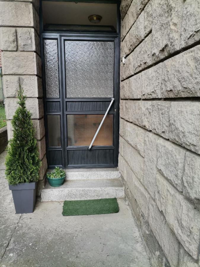 Kelizual Apartamento Gornji Milanovac Exterior foto