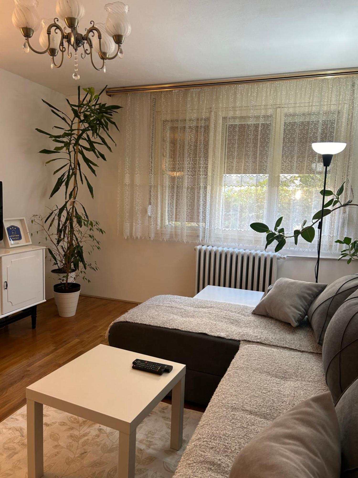 Kelizual Apartamento Gornji Milanovac Exterior foto